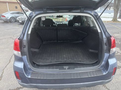 Used 2014 Subaru Outback 2.5i Premium image 10