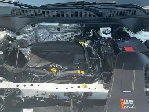 Used 2024 Buick Envista Preferred w/ Convenience I Package FWD image 36
