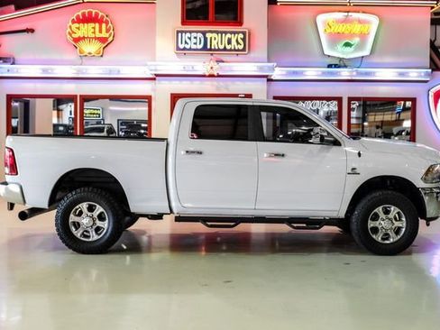 Used 2018 RAM 2500 SLT AWD/4WD image 9