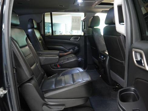 Used 2020 GMC Yukon XL Denali w/ Open Road Package AWD/4WD image 39