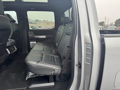 Used 2024 Ford F350 Platinum image 9