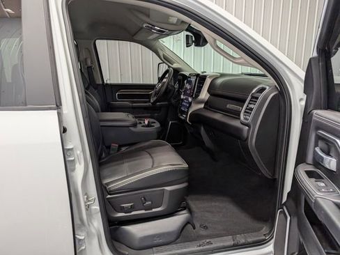Used 2024 RAM 2500 Laramie AWD/4WD image 29