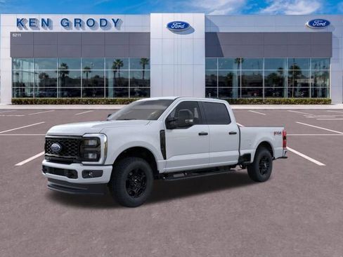 Used 2026 Ford F250 XL w/ STX Appearance Package AWD/4WD image 5