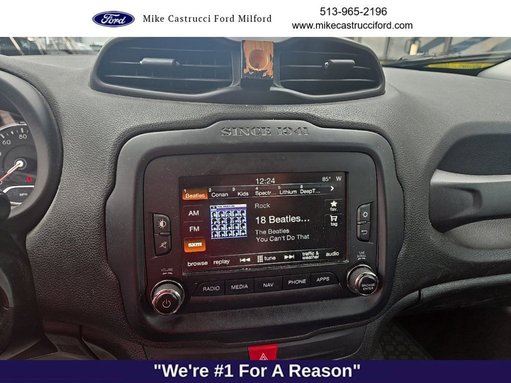 Used 2017 Jeep Renegade Altitude AWD/4WD image 7
