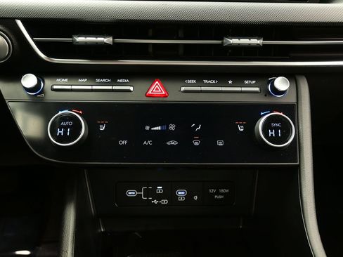 Certified 2026 Hyundai Sonata SEL FWD image 20