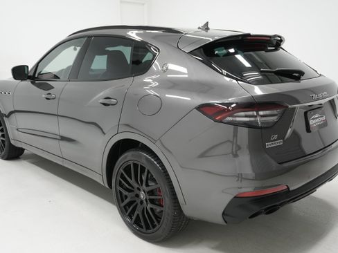 Used 2021 Maserati Levante GranSport image 6