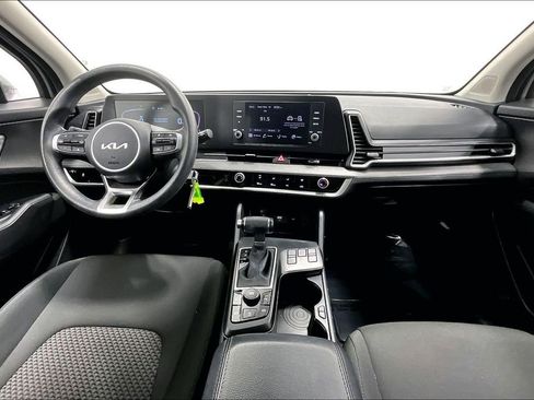 Used 2023 Kia Sportage LX image 18