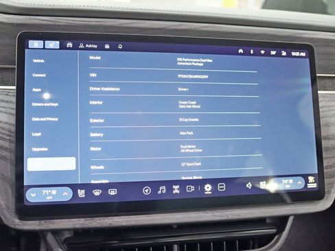 Used 2024 Rivian R1S Adventure image 21