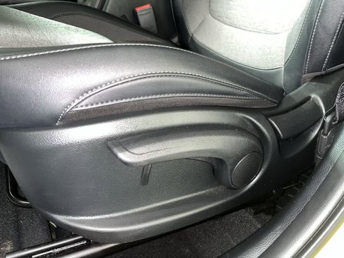 Used 2023 Kia Seltos S w/ Navigation Package image 14