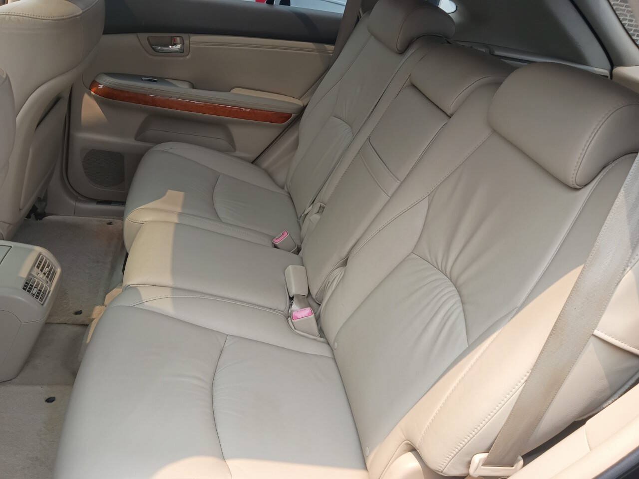 Used 2005 Lexus RX 330 FWD image 10