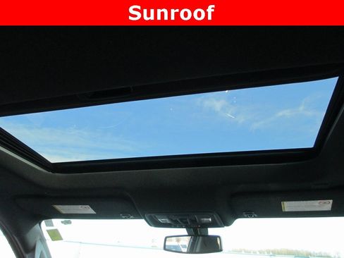 Certified 2022 GMC Sierra 2500 AT4 w/ AT4 Preferred Package image 14