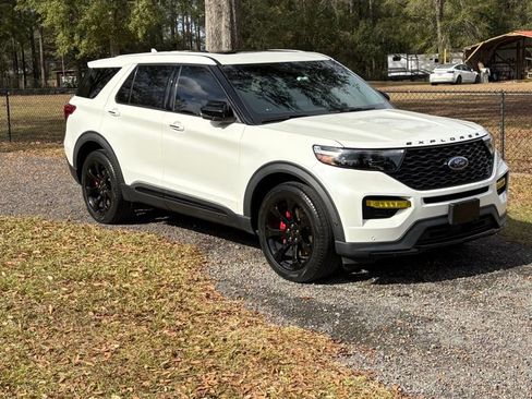 Used 2021 Ford Explorer ST w/ Equipment Group 401A image 4