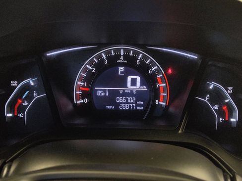 Used 2017 Honda Civic Sport image 23