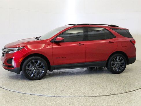 Used 2022 Chevrolet Equinox RS AWD/4WD image 4