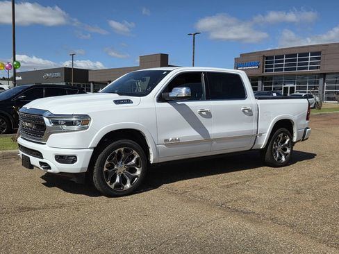 Used 2021 RAM 1500 Limited image 7