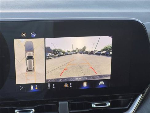 Used 2025 Chevrolet Equinox LT w/ Convenience Package II AWD/4WD image 12