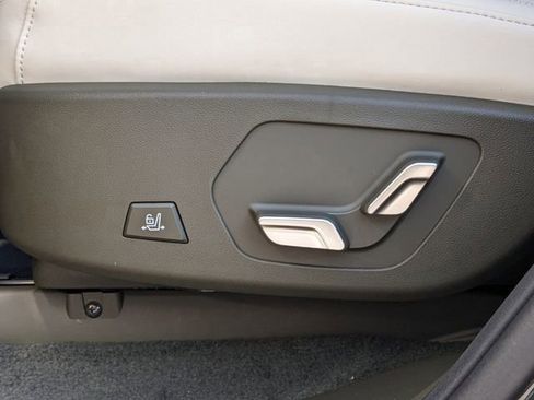 Used 2025 Hyundai Santa Fe Calligraphy FWD image 17