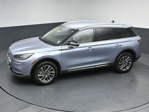 Certified 2022 Lincoln Corsair AWD w/ Equipment Group 101A image 47