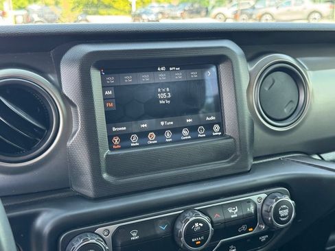 Used 2023 Jeep Wrangler Unlimited Sport AWD/4WD image 30