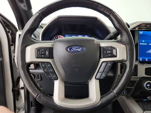 Used 2022 Ford F250 Lariat w/ Tremor Off-Road Package image 4