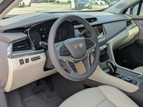 Used 2026 Cadillac XT5 Premium Luxury w/ Driver Assist Package FWD image 29