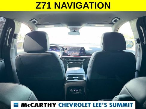 Used 2024 Chevrolet Traverse Z71 AWD/4WD image 39