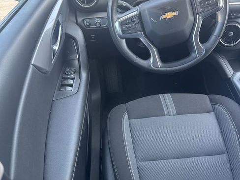 Used 2025 Chevrolet Blazer LT image 8