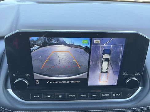 Certified 2023 Nissan Rogue Platinum w/ Platinum Premium Package image 16