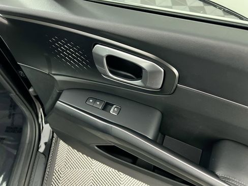 Used 2022 Kia Sorento S image 29