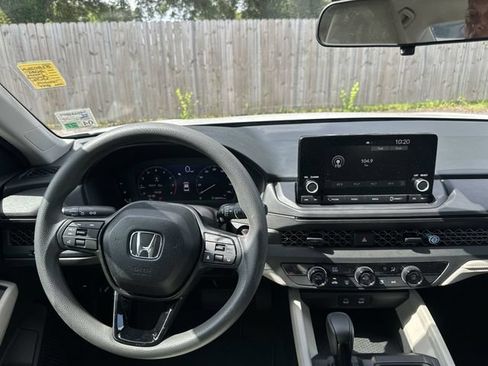 Used 2025 Honda Accord LX image 12