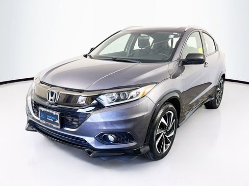 Used 2019 Honda HR-V Sport image 3