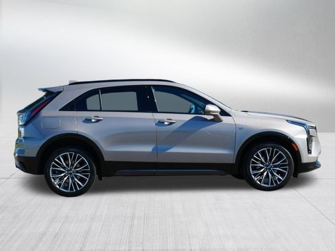 Used 2024 Cadillac XT4 Sport AWD/4WD image 7