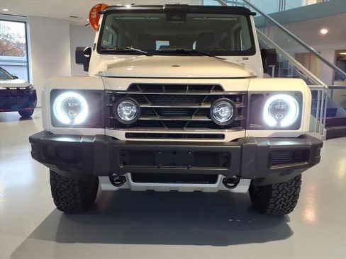 Used 2024 INEOS Grenadier Fieldmaster Edition image 2