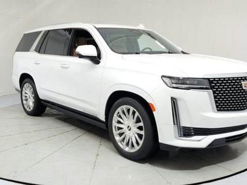 Certified 2023 Cadillac Escalade Premium Luxury w/ Performance Package image 7