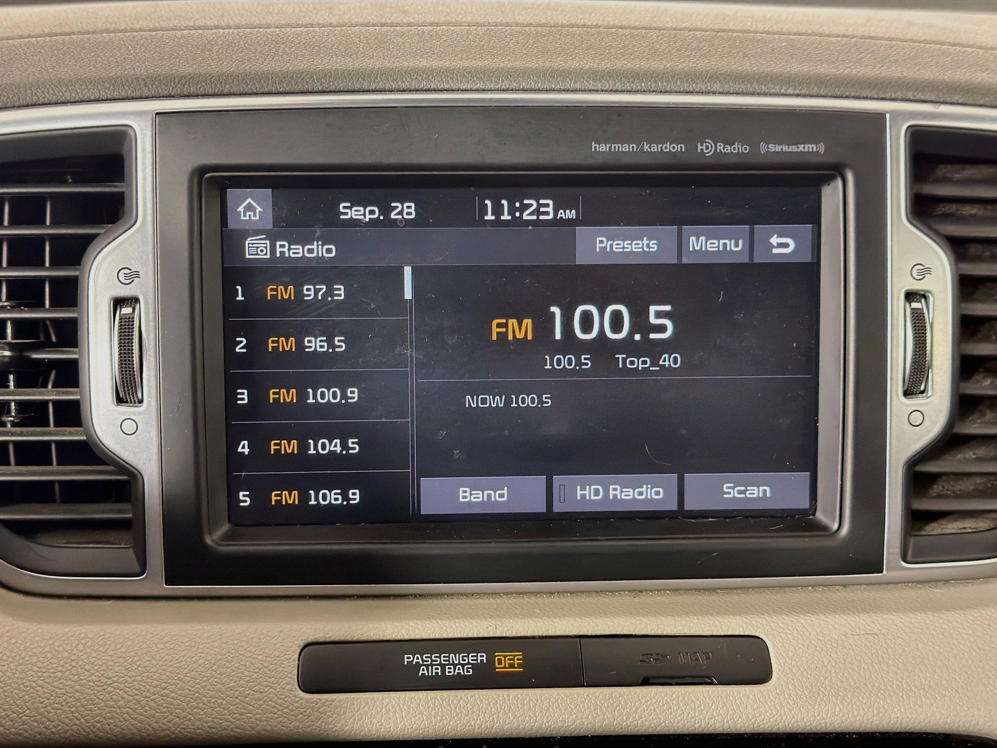 Used 2018 Kia Sportage EX w/ Option Group 040 AWD/4WD image 21