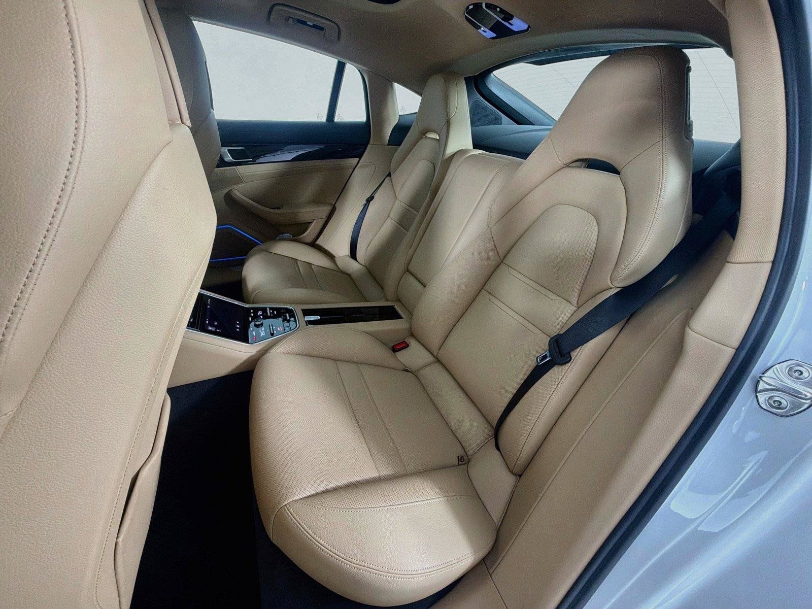 Used 2022 Porsche Panamera 4 AWD/4WD image 23