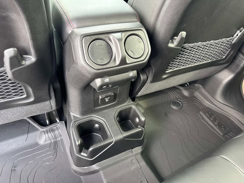 New 2026 Jeep Gladiator Rubicon w/ Safety Group AWD/4WD image 16