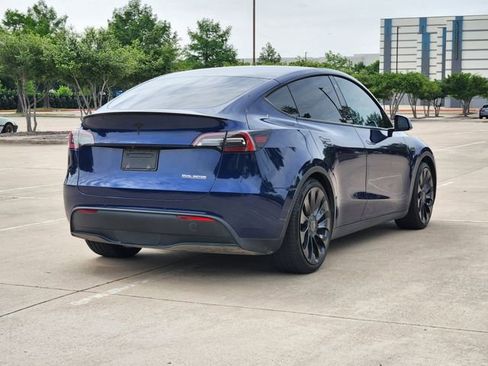 Used 2022 Tesla Model Y Performance AWD/4WD image 5
