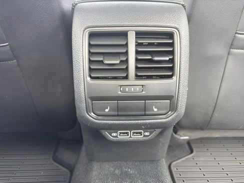 Used 2020 Volkswagen Passat 2.0T SEL FWD image 20