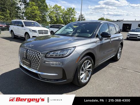 Certified 2023 Lincoln Corsair AWD w/ Equipment Group 101A image 1