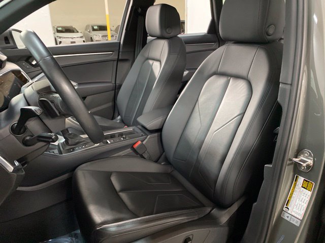 Used 2024 Audi Q3 2.0T Premium w/ Convenience Package AWD/4WD image 69