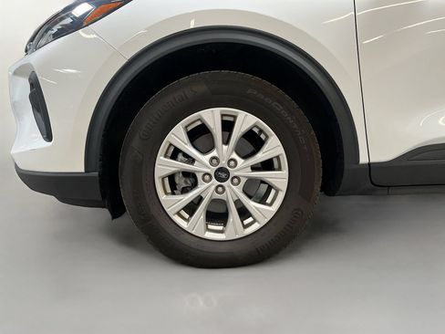 Used 2023 Ford Escape Active AWD/4WD image 30