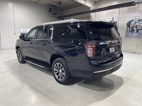 Used 2023 Chevrolet Suburban LS AWD/4WD image 6