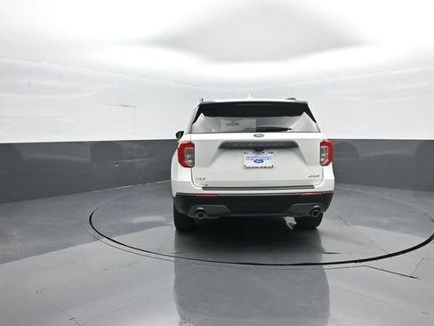 Certified 2024 Ford Explorer XLT w/ Equipment Group 202A AWD/4WD image 6