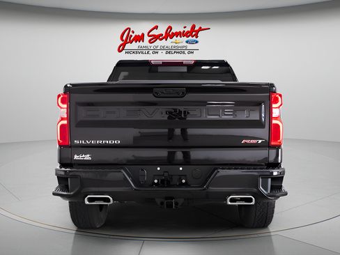 Used 2025 Chevrolet Silverado 1500 RST w/ LPO, Utility Wall Package AWD/4WD image 5