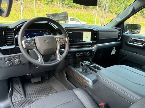 New 2026 Chevrolet Silverado 1500 RST AWD/4WD image 15