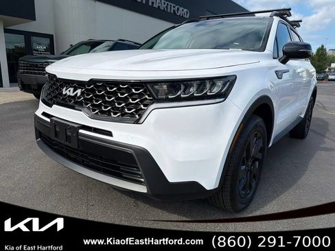 Used 2023 Kia Sorento S w/ Panoramic Sunroof Package AWD/4WD image 3