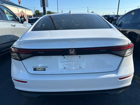 Used 2025 Honda Accord LX image 5