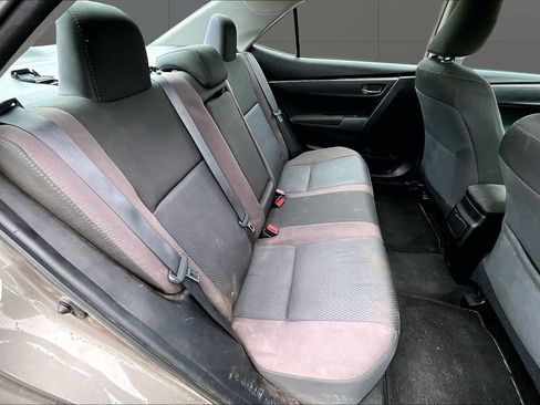 Used 2017 Toyota Corolla LE w/ Carpet Mat Package (TMS) FWD image 24