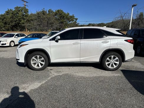 Used 2017 Lexus RX 350 FWD image 2